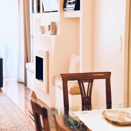 Chic And Elegant Apartment In The Heart Of Roma Esterno foto