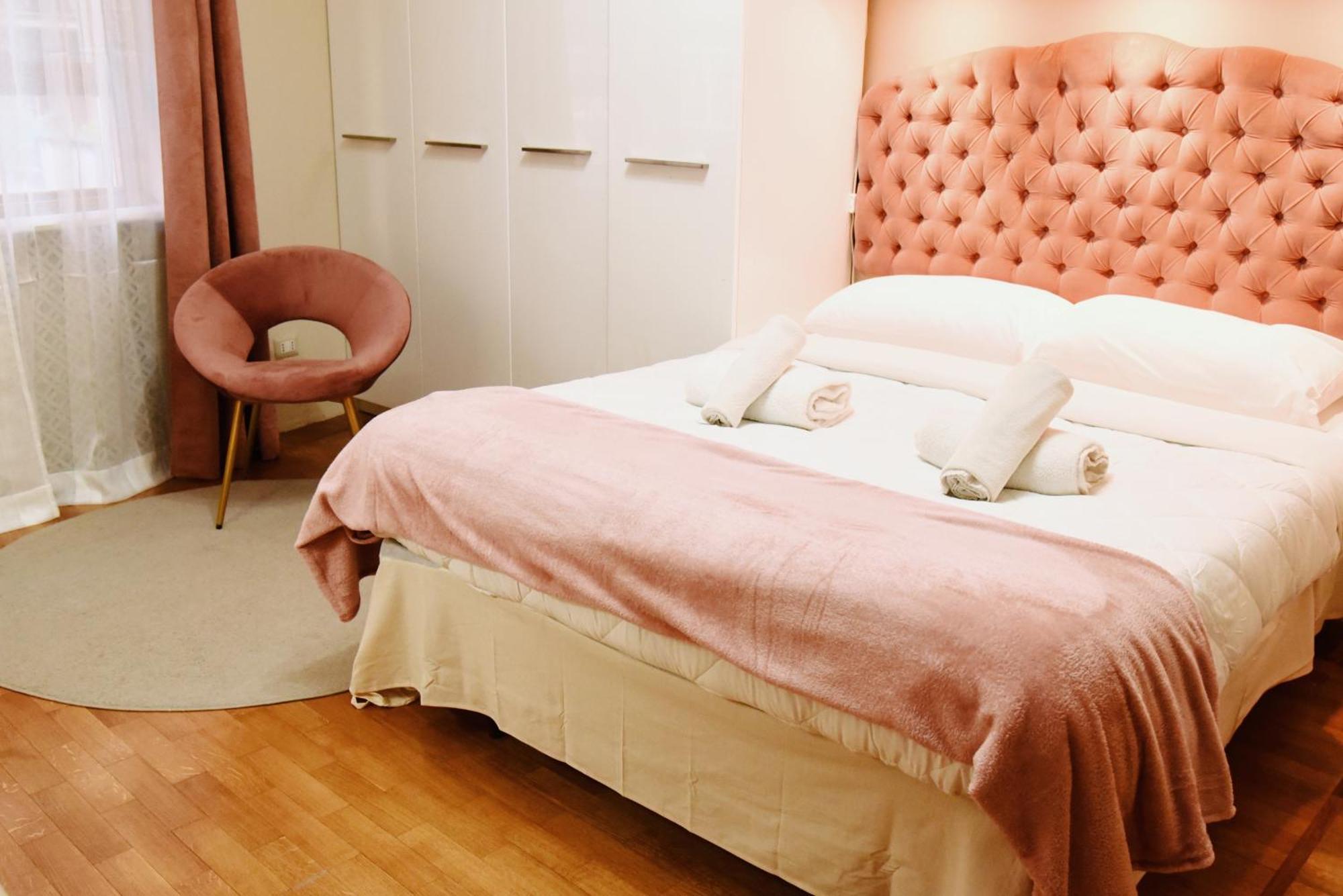 Chic And Elegant Apartment In The Heart Of Roma Esterno foto
