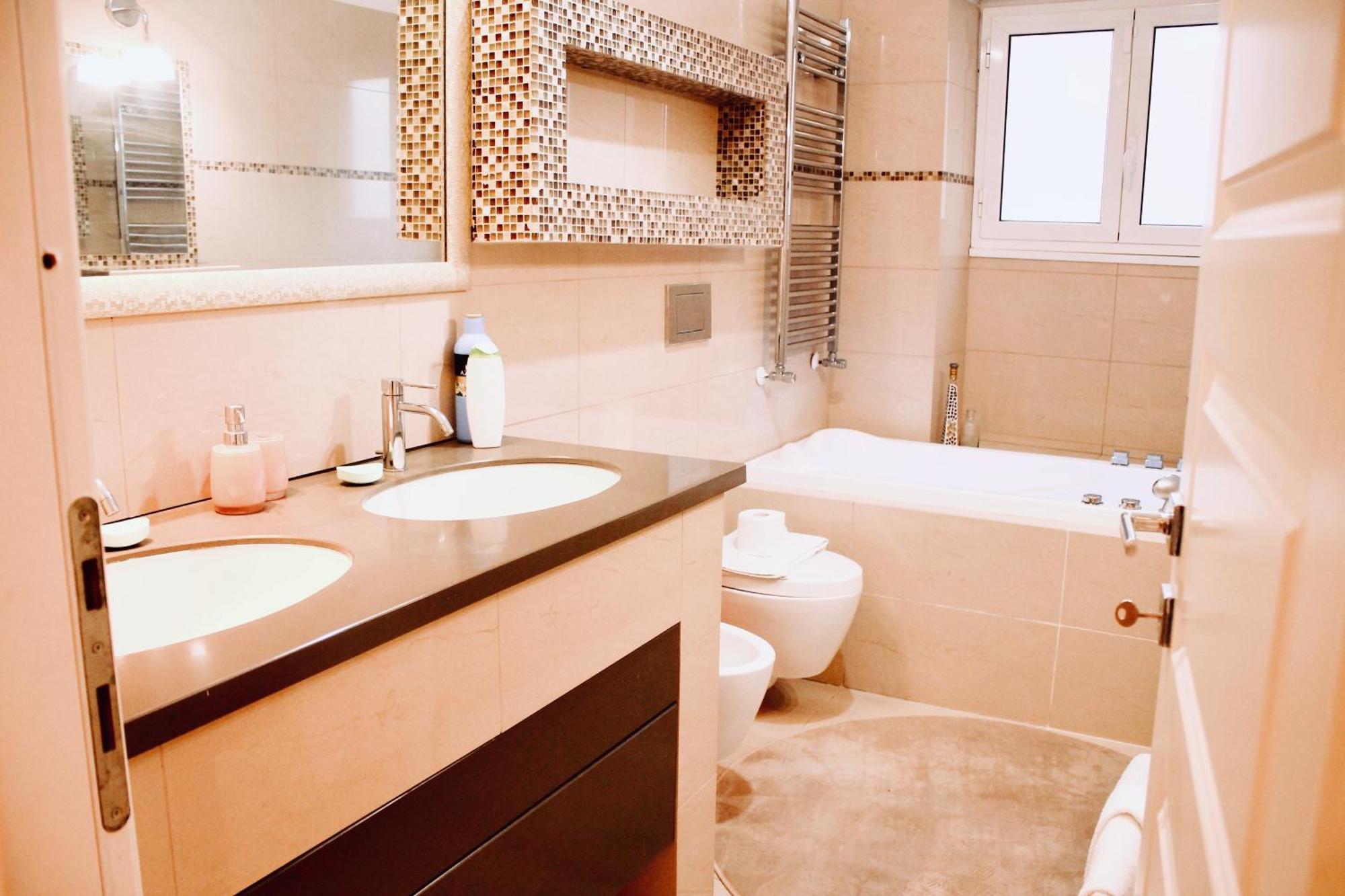 Chic And Elegant Apartment In The Heart Of Roma Esterno foto